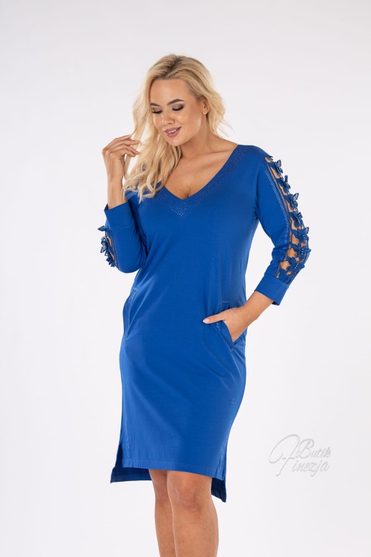 Sukienka z koronką motyl na plecach  chabrowa