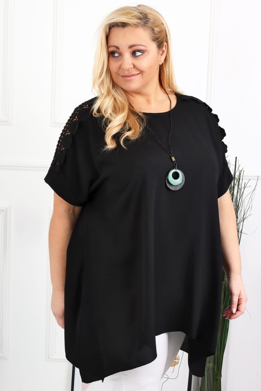 Tunika z gipiurą na ramionach czarna