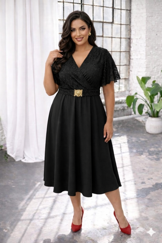 Sukienka z koronkowym dekoltem czarna